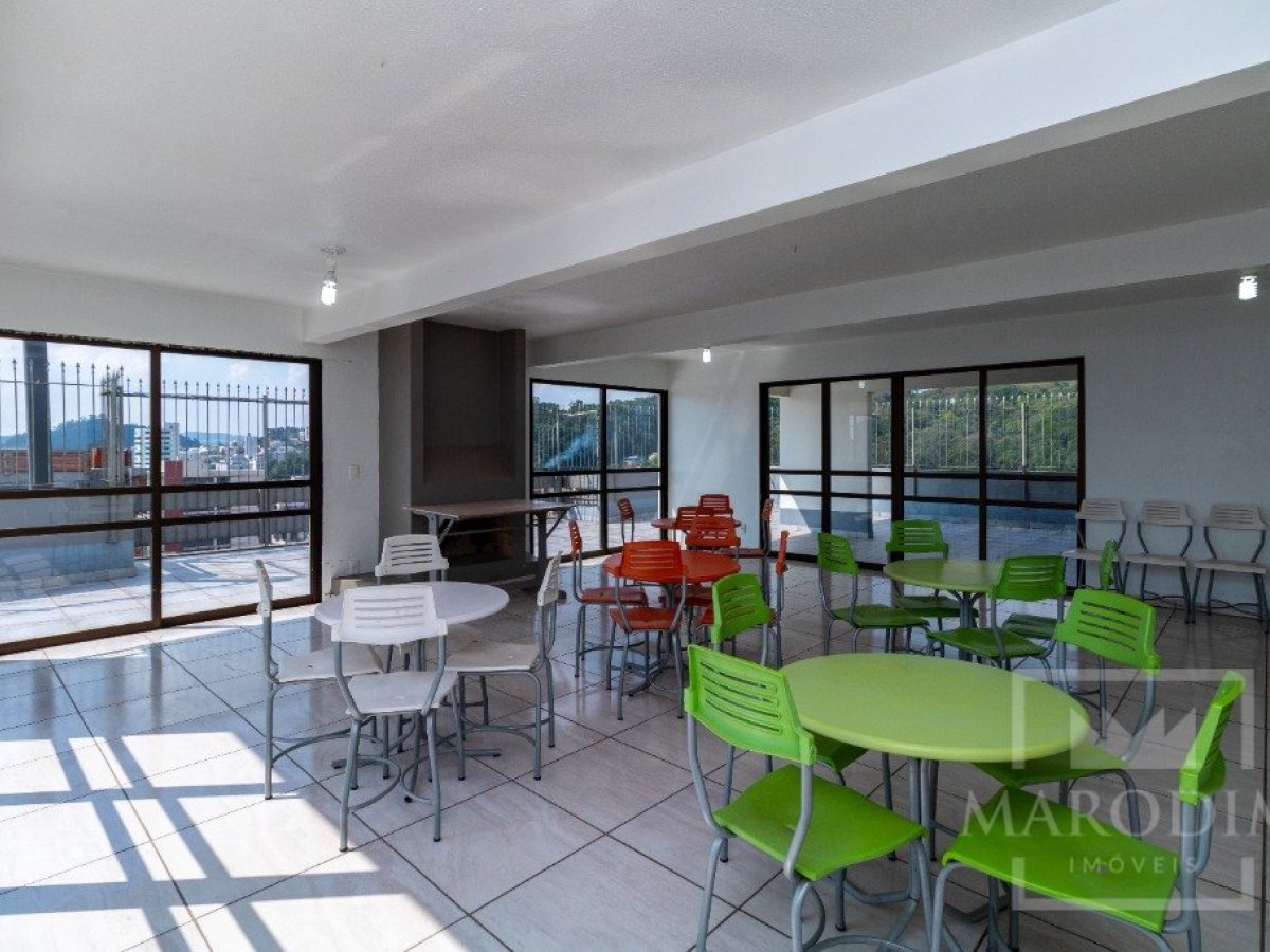 Apartamento com 98m², 3 dormitórios, Sim suíte, 1 vaga, no bairro Centro em Marau