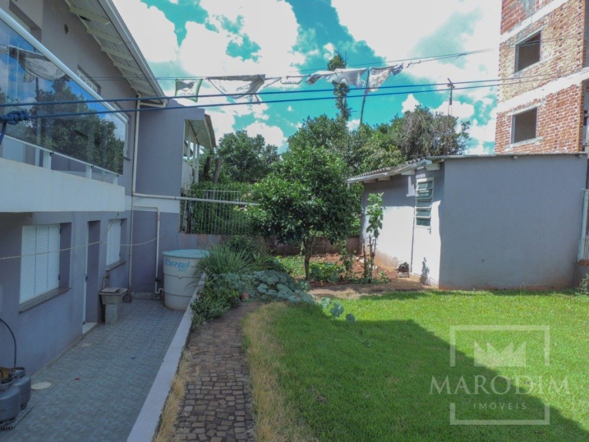 Casa com 274m², 3 dormitórios, Sim suíte, 2 vagas, no bairro Jardim do Sol em Marau
