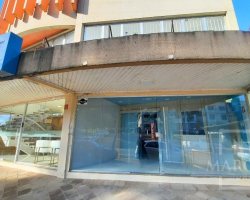 Salas/Conjuntos com 150m², Nao suíte, no bairro Centro em Marau
