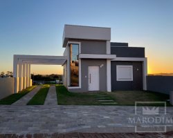 Casa com 63m², 2 dormitórios, Nao suíte, 2 vagas, no bairro Villa Bella em Marau
