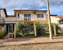 Casa com 204m², 4 dormitórios, Nao suíte, 1 vaga, no bairro Bosque em Marau