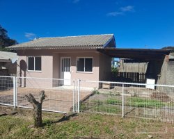 Casa com 49m², 2 dormitórios, Nao suíte, 1 vaga, no bairro Colinas Nova Marau em Marau