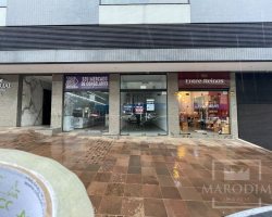 Salas/Conjuntos com 38m², Nao suíte, no bairro Centro em Marau