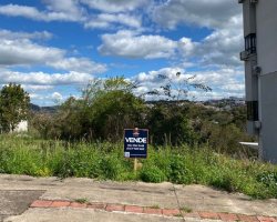 Terreno com 338m², Nao suíte, no bairro Loteamento Santin em Marau