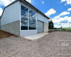 Pavilhão com 300m², Nao suíte, no bairro Distrito Industrial em Marau