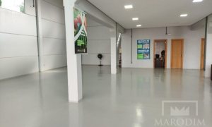 Salas/Conjuntos com 251m², Nao suíte, no bairro Rodovia ERS 324 em Marau