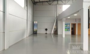 Salas/Conjuntos com 251m², Nao suíte, no bairro Rodovia ERS 324 em Marau