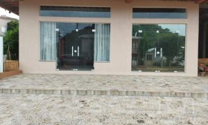 Salas/Conjuntos com 102m², Nao suíte, no bairro Santa Helena em Marau