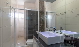 Apartamento com 112m², 3 dormitórios, Sim suíte, 2 vagas, no bairro Angela Borella em Marau