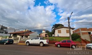 Terreno com 885m², Nao suíte, no bairro Centro em Marau