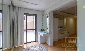 Apartamento com 334m², 3 dormitórios, Sim suíte, 2 vagas, no bairro Centro em Marau
