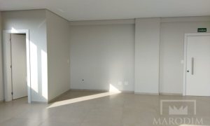 Salas/Conjuntos com 68m², Nao suíte, no bairro Centro em Marau