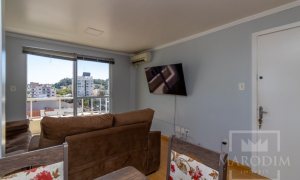 Apartamento com 62m², 2 dormitórios, Nao suíte, 1 vaga, no bairro Centro em Marau