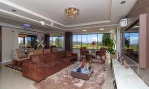 Apartamento com 181m², 3 dormitórios, Sim suíte, 2 vagas, no bairro Alberto Borella em Marau