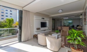 Prédio Comercial com 713m², Nao suíte, no bairro Centro em Marau