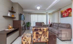 Casa com 229m², 3 dormitórios, Nao suíte, 3 vagas, no bairro Colinas Nova Marau em Marau