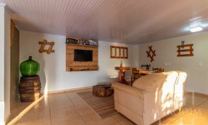 Casa com 229m², 3 dormitórios, Nao suíte, 3 vagas, no bairro Colinas Nova Marau em Marau