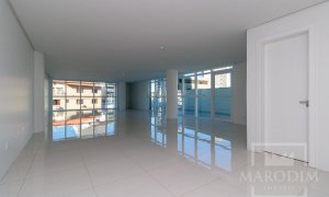 Salas/Conjuntos com 98m², Nao suíte, no bairro Centro em Marau