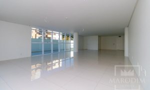 Salas/Conjuntos com 98m², Nao suíte, no bairro Centro em Marau