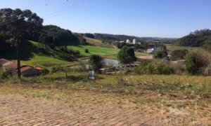 Terreno com 379m², Nao suíte, no bairro Loteamento Girardi em Marau