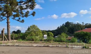 Terreno com 645m², Nao suíte, no bairro Loteamento Falquembach em Marau