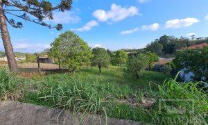 Terreno com 645m², Nao suíte, no bairro Loteamento Falquembach em Marau