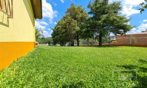 Casa com 300m², 3 dormitórios, Nao suíte, 3 vagas, no bairro Borges de Medeiros em Marau