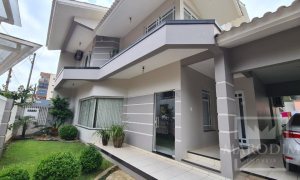 Casa com 270m², 3 dormitórios, Sim suíte, 2 vagas, no bairro Jardim  América em Marau