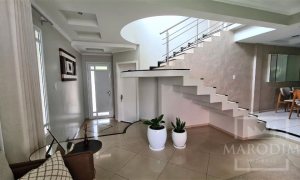 Casa com 270m², 3 dormitórios, Sim suíte, 2 vagas, no bairro Jardim  América em Marau