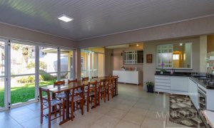 Casa com 270m², 3 dormitórios, Sim suíte, 2 vagas, no bairro Jardim  América em Marau