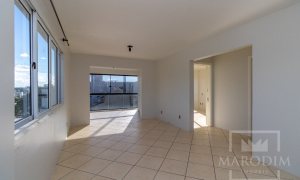 Apartamento com 111m², 3 dormitórios, Nao suíte, 1 vaga, no bairro Centro em Marau