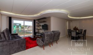 Cobertura com 540m², 3 dormitórios, Sim suíte, 4 vagas, no bairro Loteamento Girardi em Marau