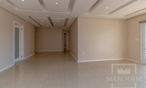 Cobertura com 540m², 3 dormitórios, Sim suíte, 4 vagas, no bairro Loteamento Girardi em Marau