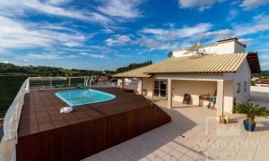 Cobertura com 540m², 3 dormitórios, Sim suíte, 4 vagas, no bairro Loteamento Girardi em Marau