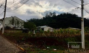 Terreno com 393m², Nao suíte, no bairro Loteamento Girardi em Marau