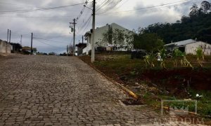Terreno com 393m², Nao suíte, no bairro Loteamento Girardi em Marau