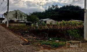 Terreno com 393m², Nao suíte, no bairro Loteamento Girardi em Marau