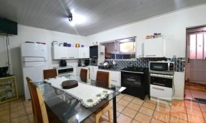 Apartamento com 160m², 3 dormitórios, Nao suíte, 1 vaga, no bairro Centro em Marau