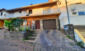 Apartamento com 160m², 3 dormitórios, Nao suíte, 1 vaga, no bairro Centro em Marau