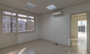 Salas/Conjuntos com 750m², Nao suíte, no bairro Centro em Marau