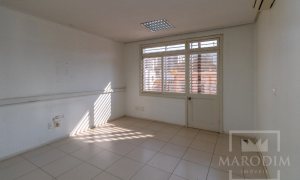Salas/Conjuntos com 750m², Nao suíte, no bairro Centro em Marau
