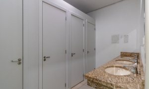 Salas/Conjuntos com 750m², Nao suíte, no bairro Centro em Marau