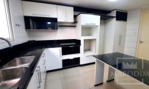 Apartamento com 158m², 3 dormitórios, Sim suíte, 2 vagas, no bairro Centro em Marau