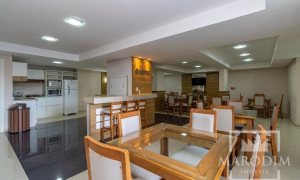 Apartamento com 158m², 3 dormitórios, Sim suíte, 2 vagas, no bairro Centro em Marau