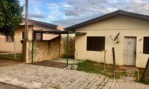 Casa com 140m², 3 dormitórios, Nao suíte, 1 vaga, no bairro Santo Expedito em Marau