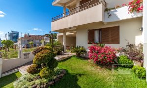 Casa com 365m², 4 dormitórios, Nao suíte, 3 vagas, no bairro Centro em Marau