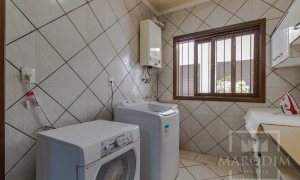 Casa com 365m², 4 dormitórios, Nao suíte, 3 vagas, no bairro Centro em Marau