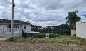 Terreno com 325m², Nao suíte, no bairro Jardim  América em Marau