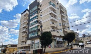 Apartamento com 76m², 2 dormitórios, Nao suíte, 1 vaga, no bairro Centro em Marau