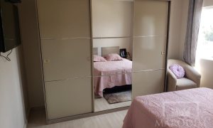 Apartamento com 76m², 2 dormitórios, Nao suíte, 1 vaga, no bairro Centro em Marau